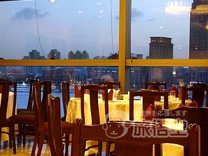 廊亦舫酒楼 (正大広場店)